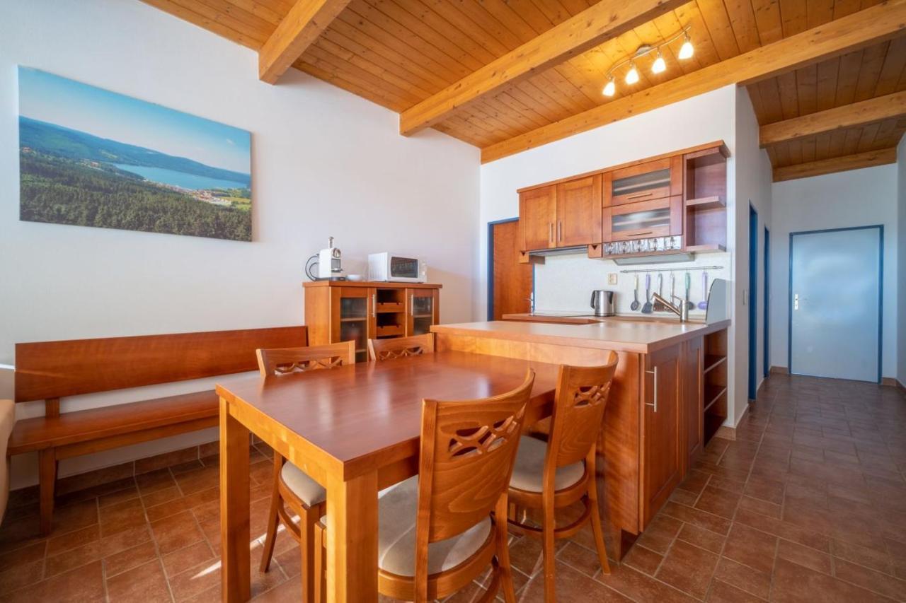 Apartment Doky D8 - Lipno Home Липно-над-Влтавой Экстерьер фото